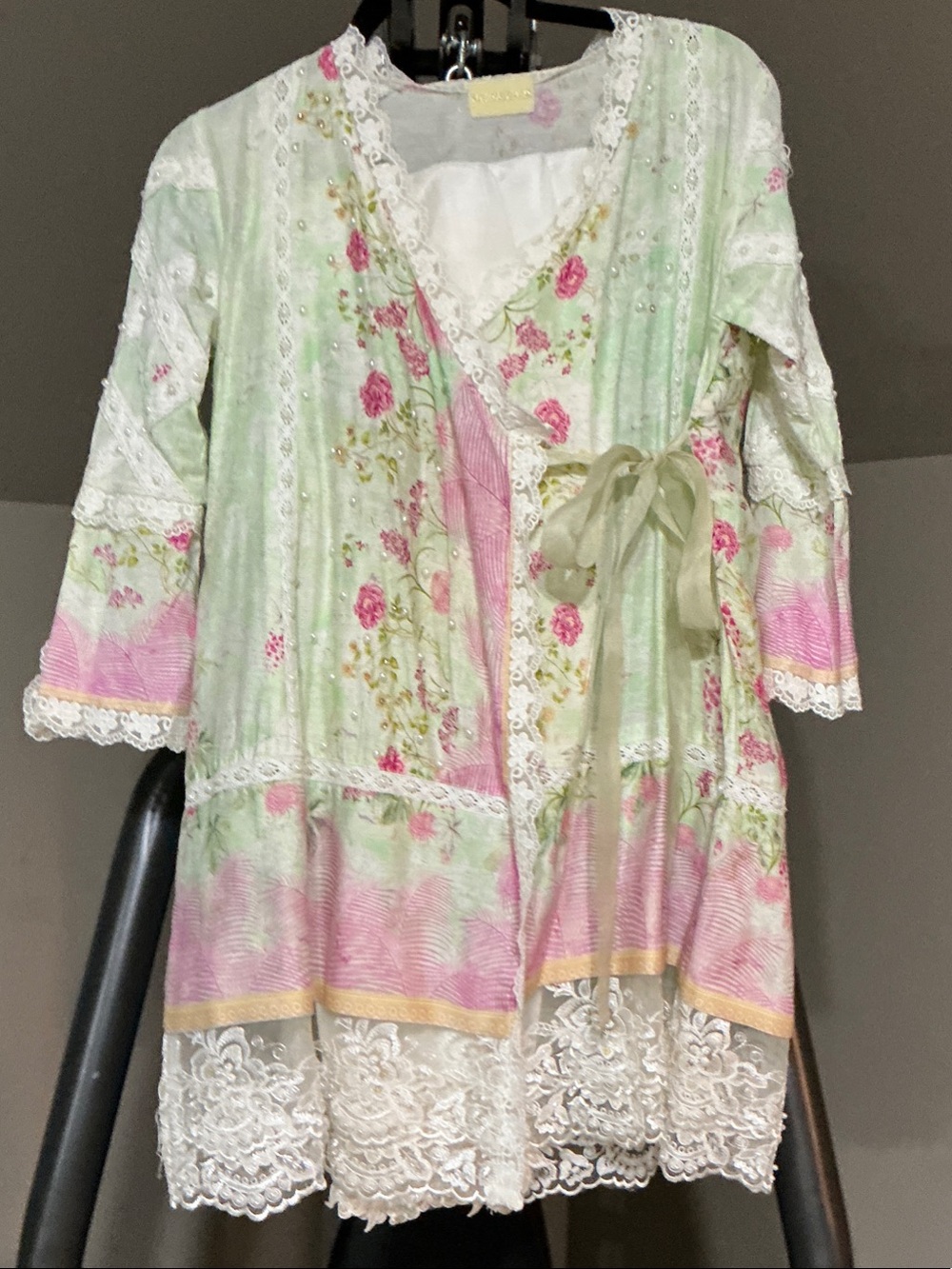 Farah talib aziz M c 20 2 pieceDress in Pink & Mint